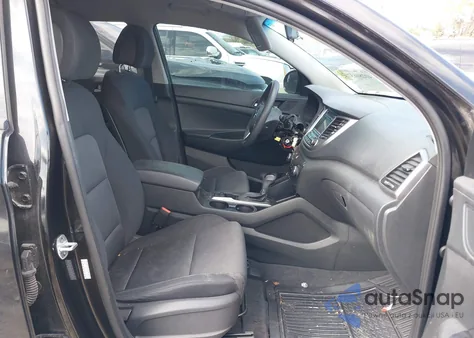 2017 Hyundai Tucson Se из США, поврежденный, VIN KM8J23A40HU440009